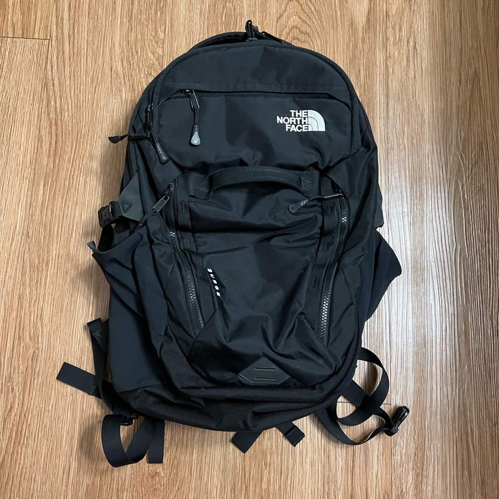 The North Face Unisex Surge Backpack Black